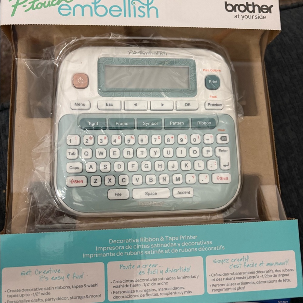 Brother Embellish Label Maker in White and Teal